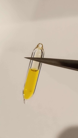 Pressurized liquid Chlorine in an ampoule